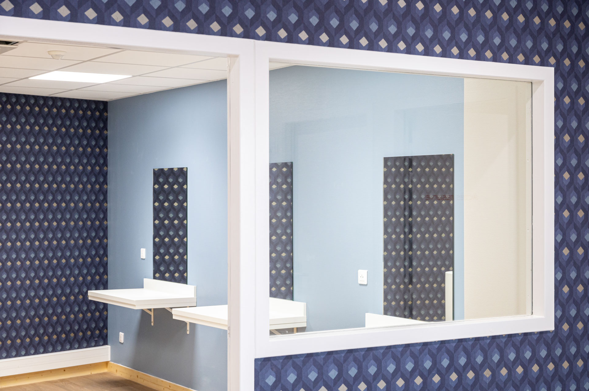 Photographies d'architecture de l'EHPAD de Chazelles sur Lyon - salon de coiffure