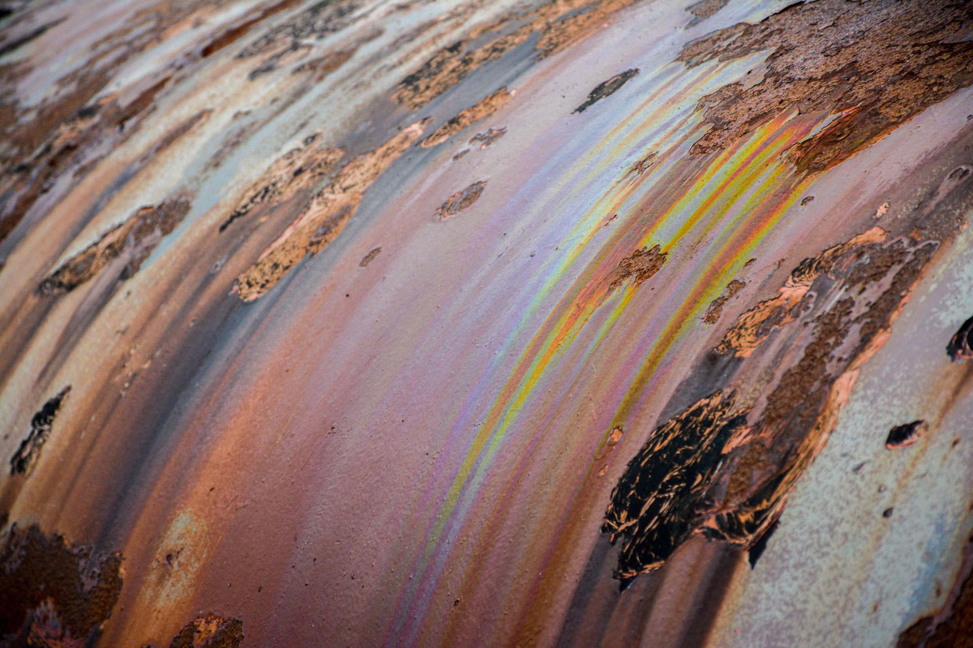 photo de détail d'une citerne rouillée