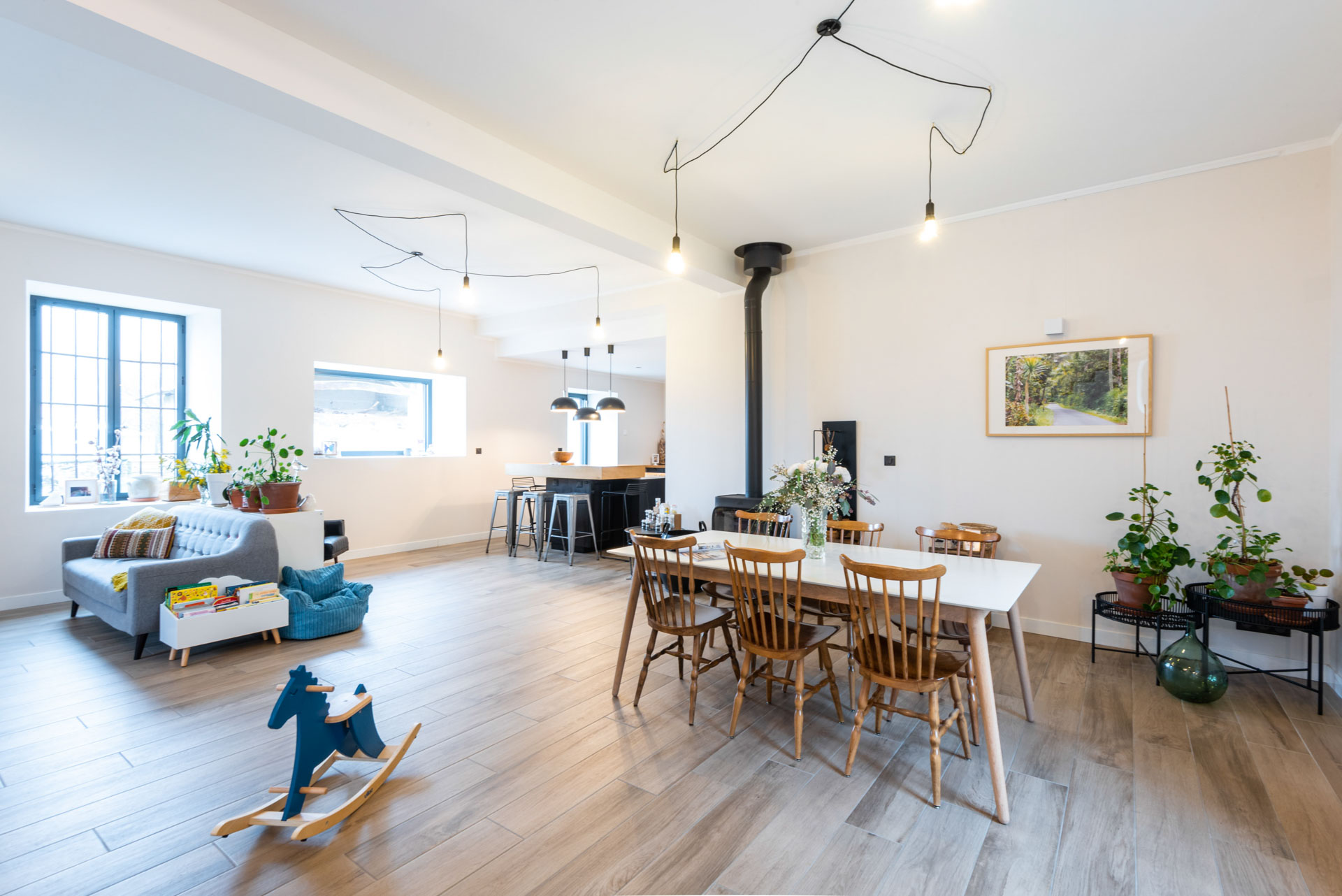 photo d'architecture d'intérieur présentant la maison Bomais