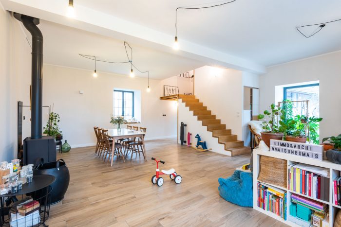 photo d'architecture d'intérieur présentant la maison Bomais