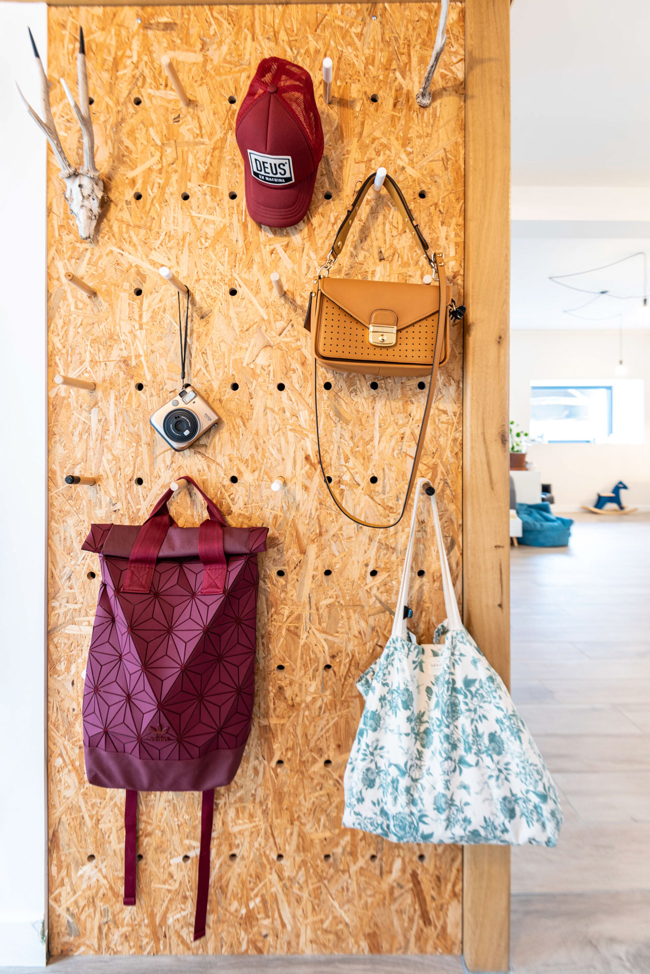 photo d'architecture d'intérieur présentant la maison Bomais