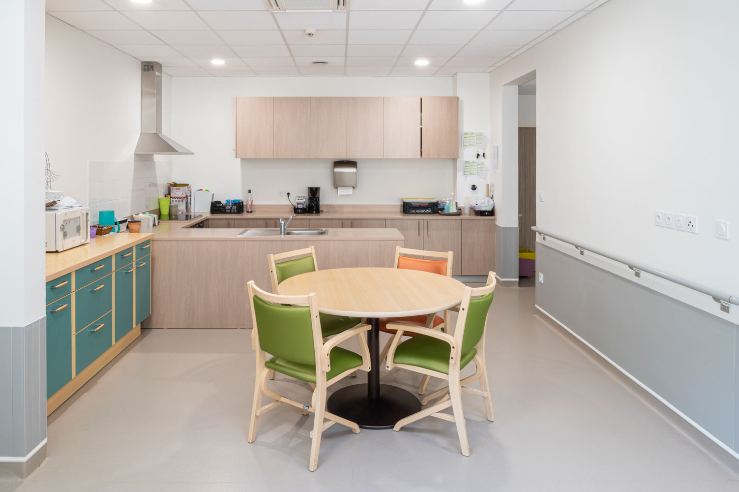 Photographie d'architecture de l'EHPAD de Saint Rambert en Bugey