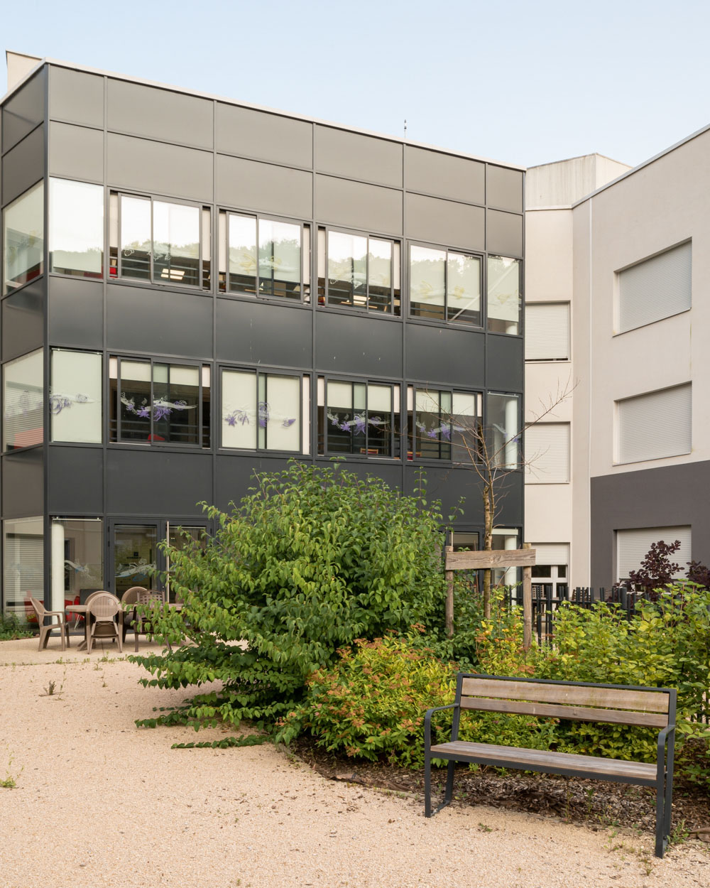 Photographie d'architecture de l'EHPAD de Saint Rambert en Bugey