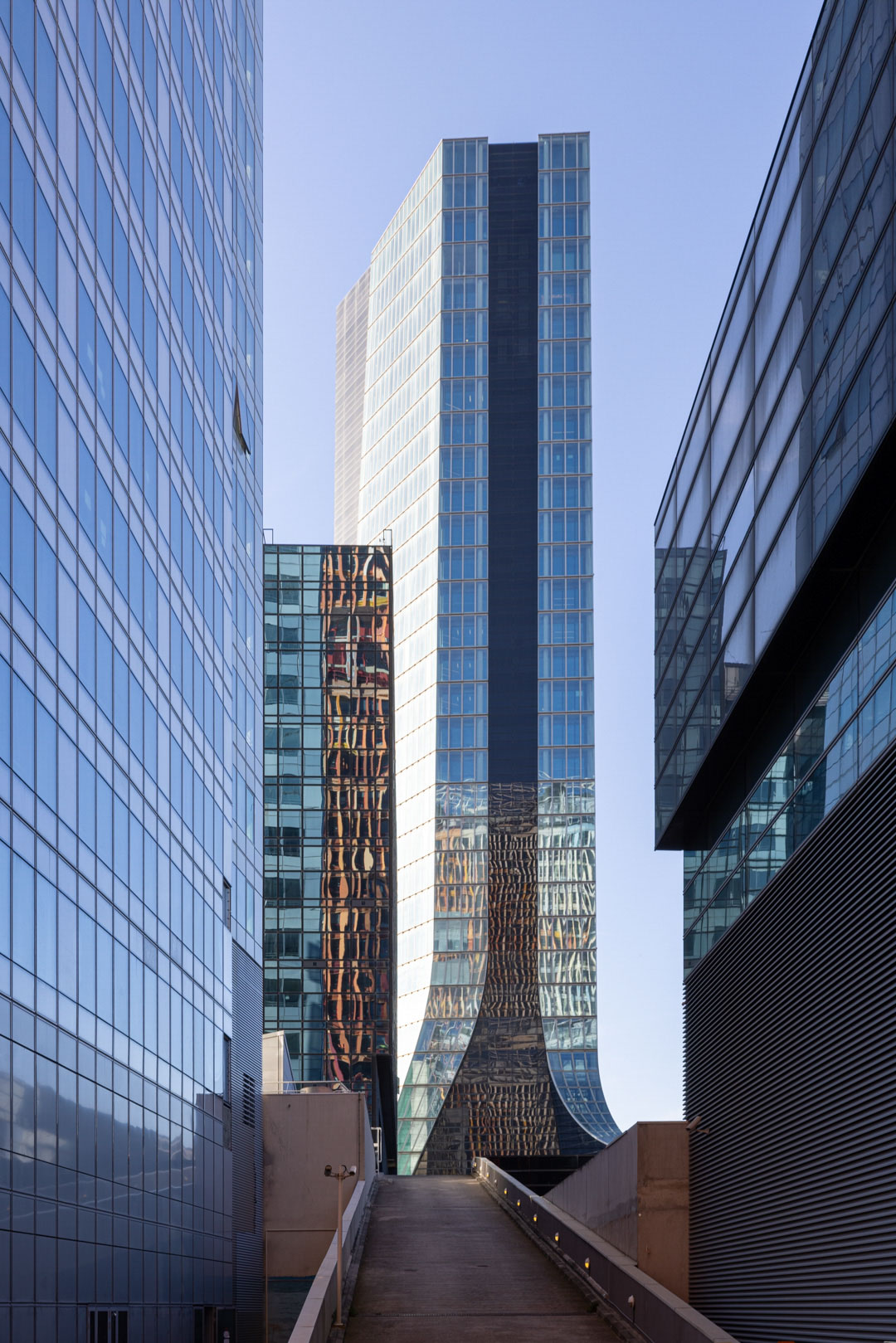 photo d'architecture de Marseille - tour CMA-CGM