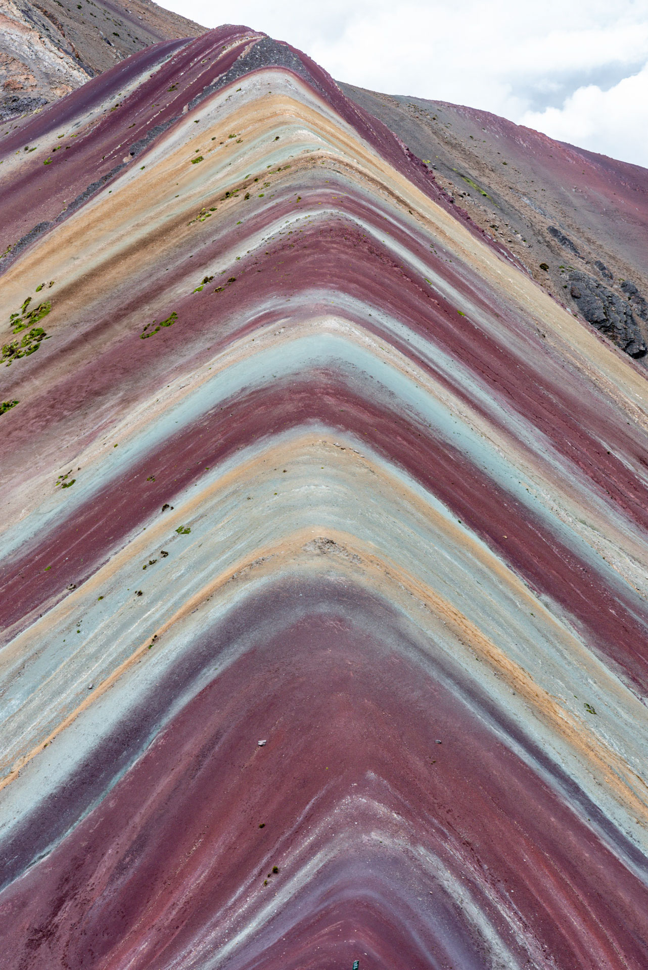 photo de paysage de la montagne aux sept couleurs, Pérou