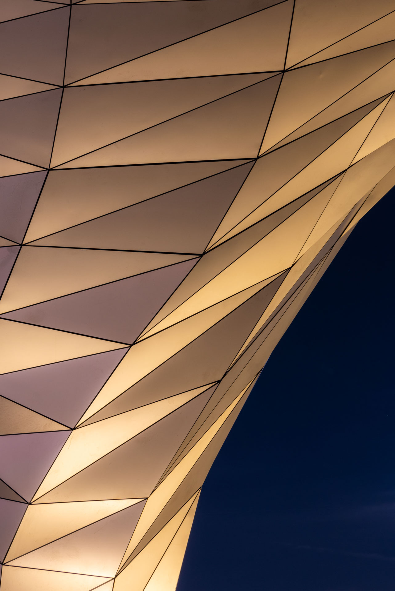 photo d'architecture de la pile du musée des Confluences, Lyon