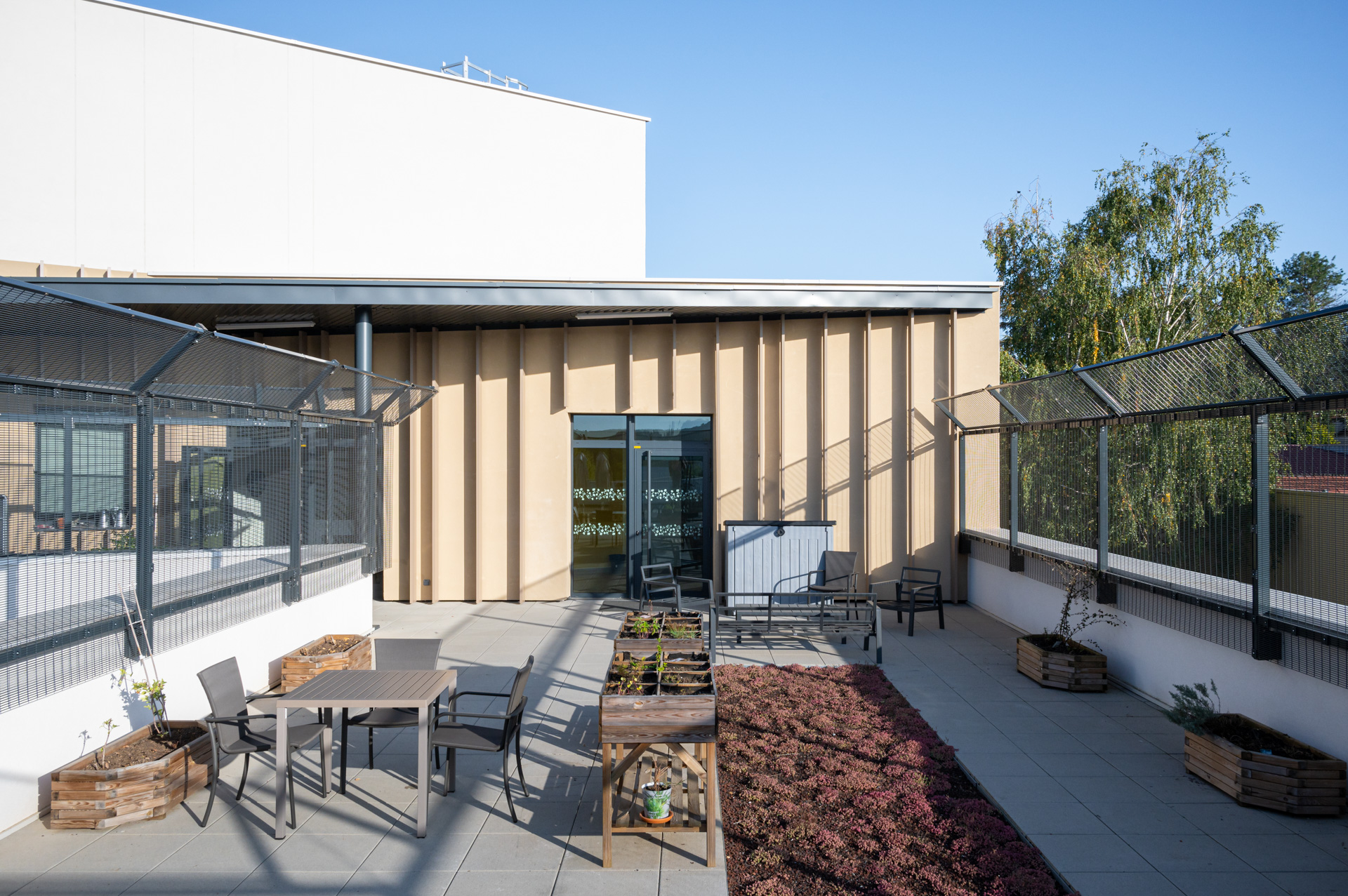 Photo d'architecture de l'EHPAD du CHU de Saint-Etienne