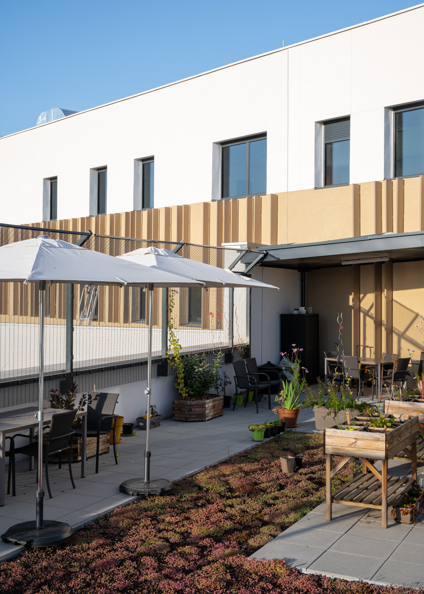 Photo d'architecture de l'EHPAD du CHU de Saint-Etienne