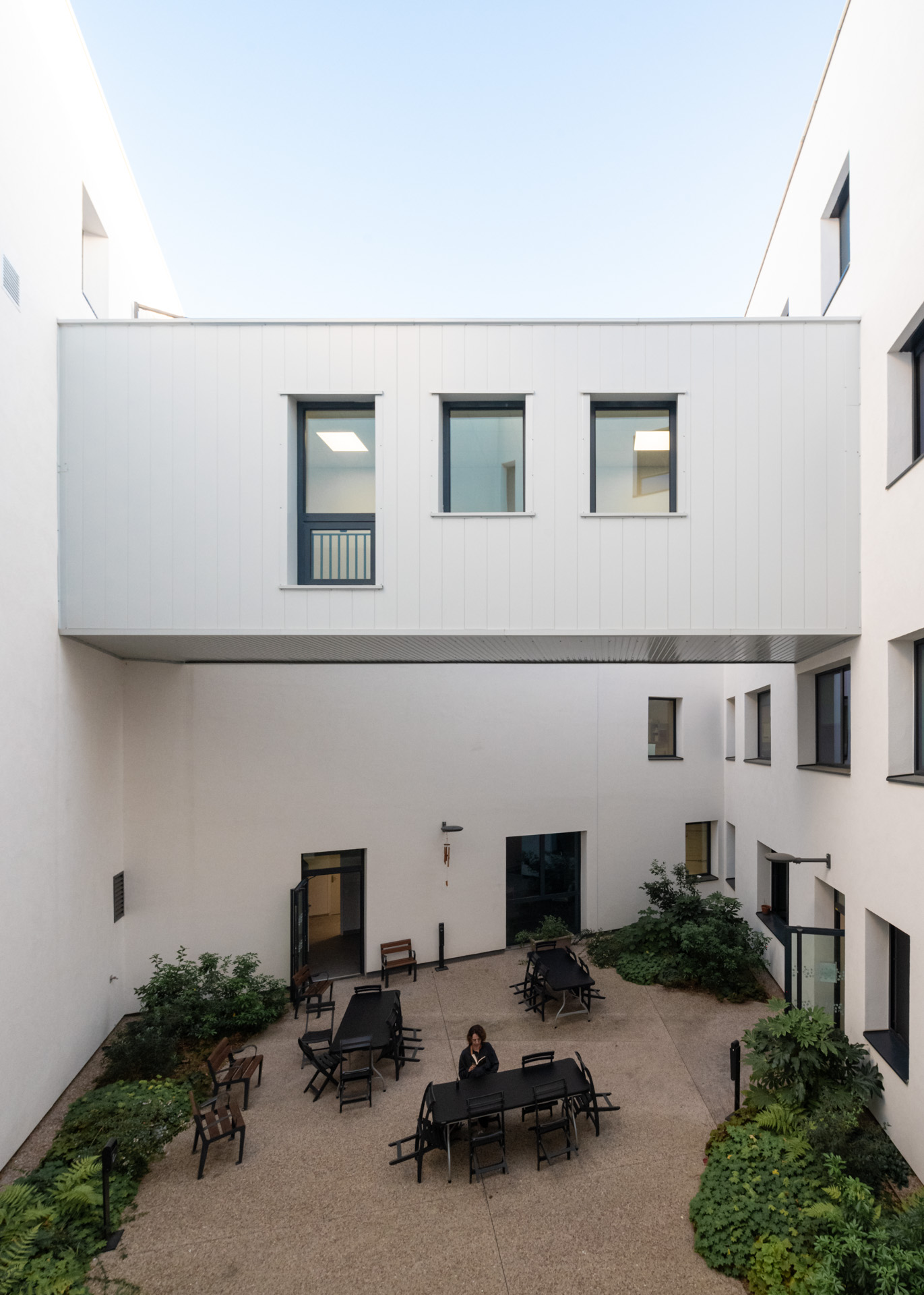 Photo d'architecture de l'EHPAD du CHU de Saint-Etienne