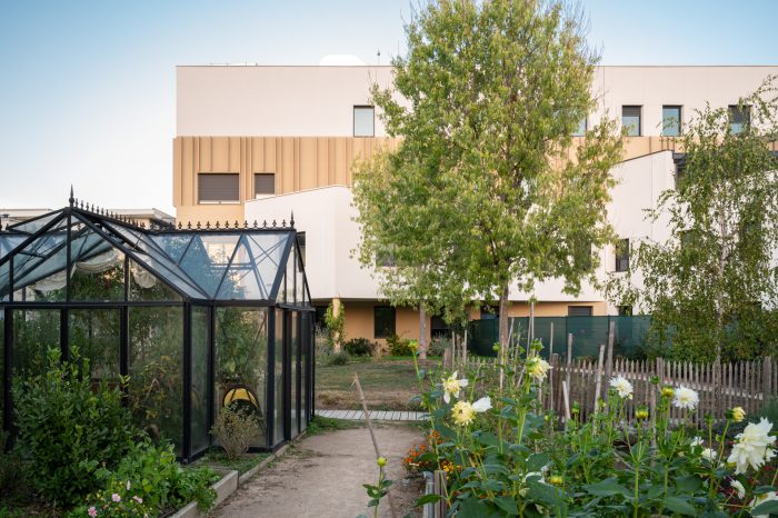 Photo d'architecture de l'EHPAD du CHU de Saint-Etienne