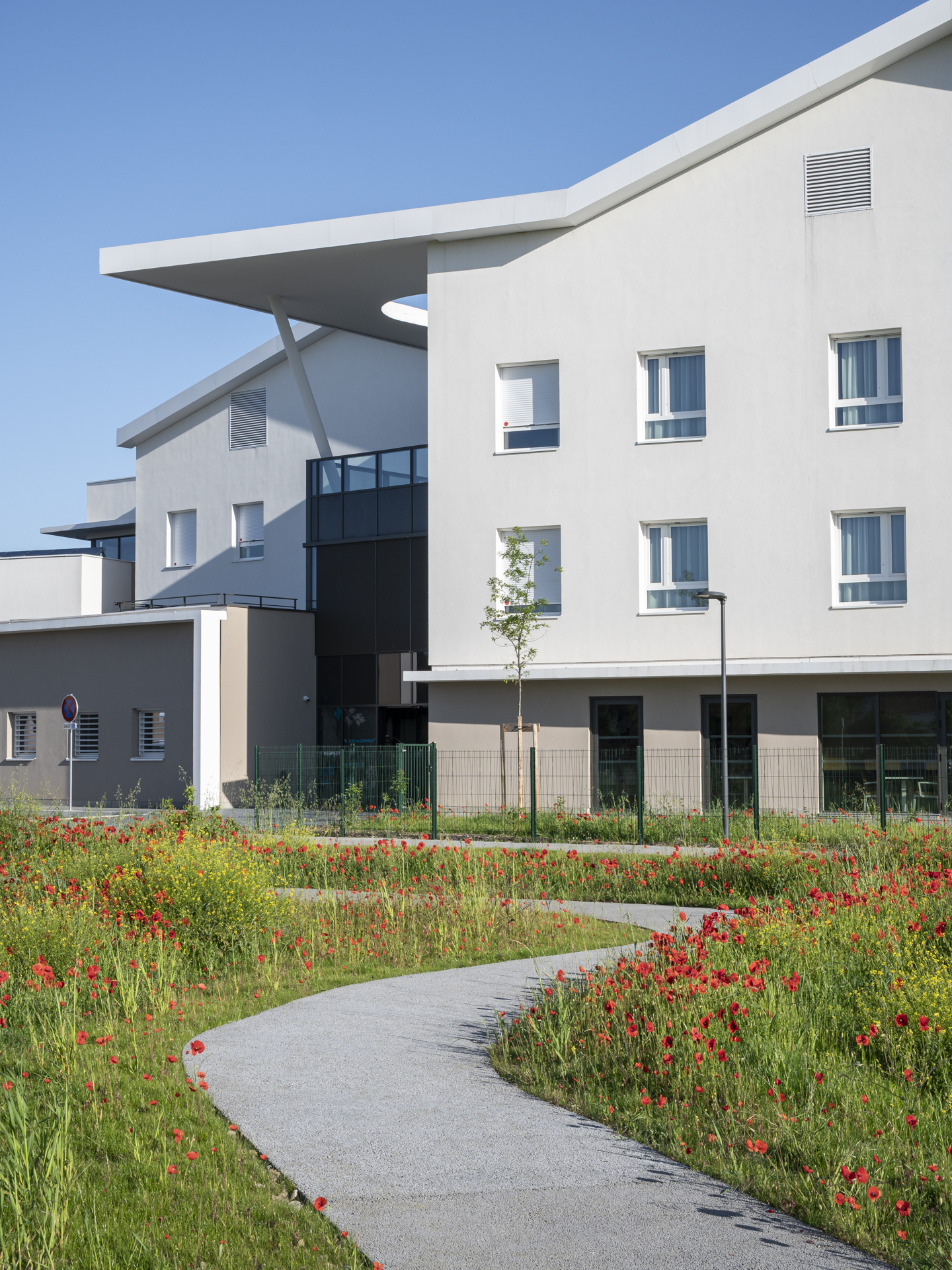 Nicolas Richard, photographie d'architecture du pôle gérontologique Paul Henri Chapuy à Vaulx-en-Velin