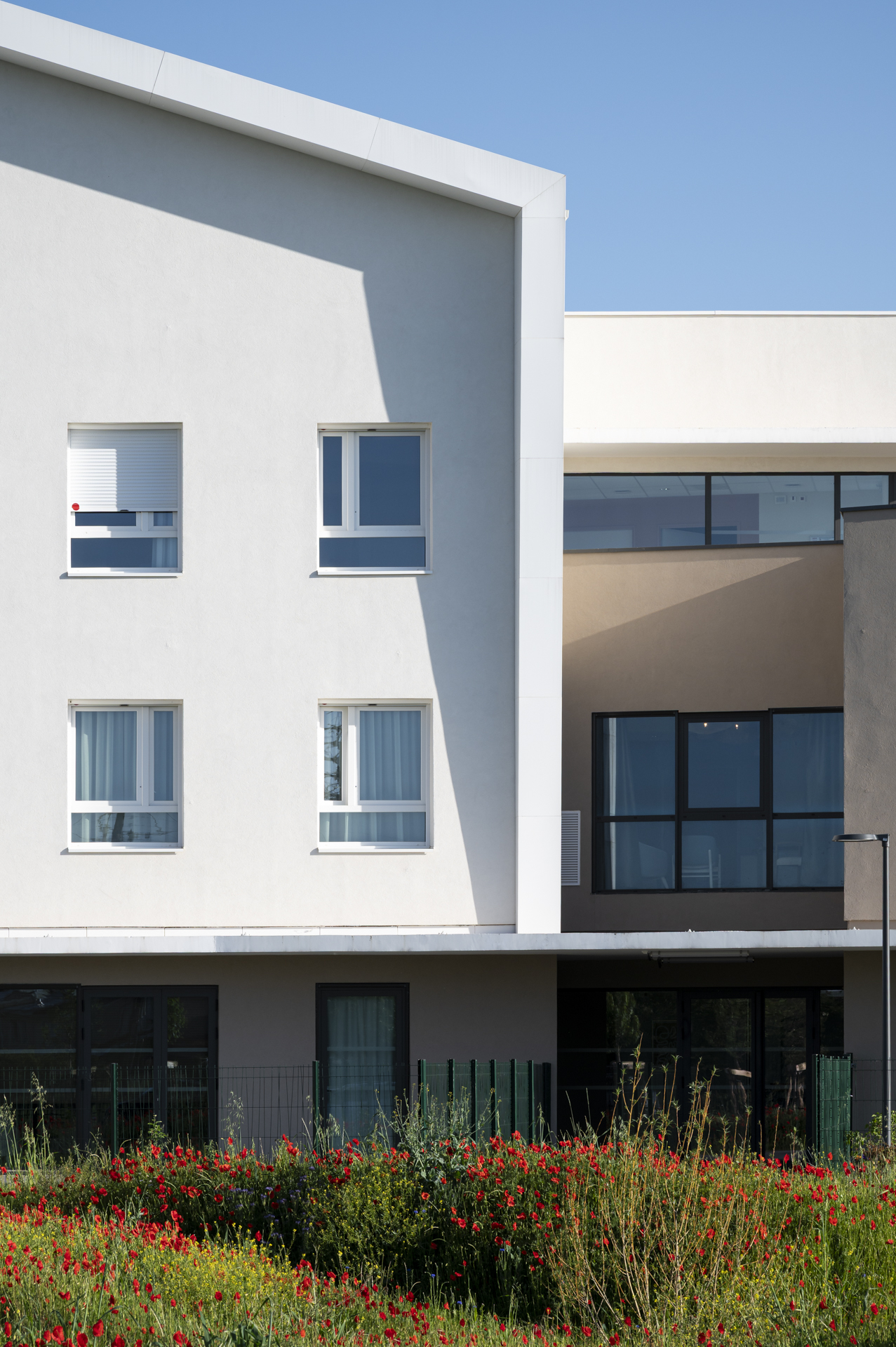 Nicolas Richard, photographie d'architecture du pôle gérontologique Paul Henri Chapuy à Vaulx-en-Velin