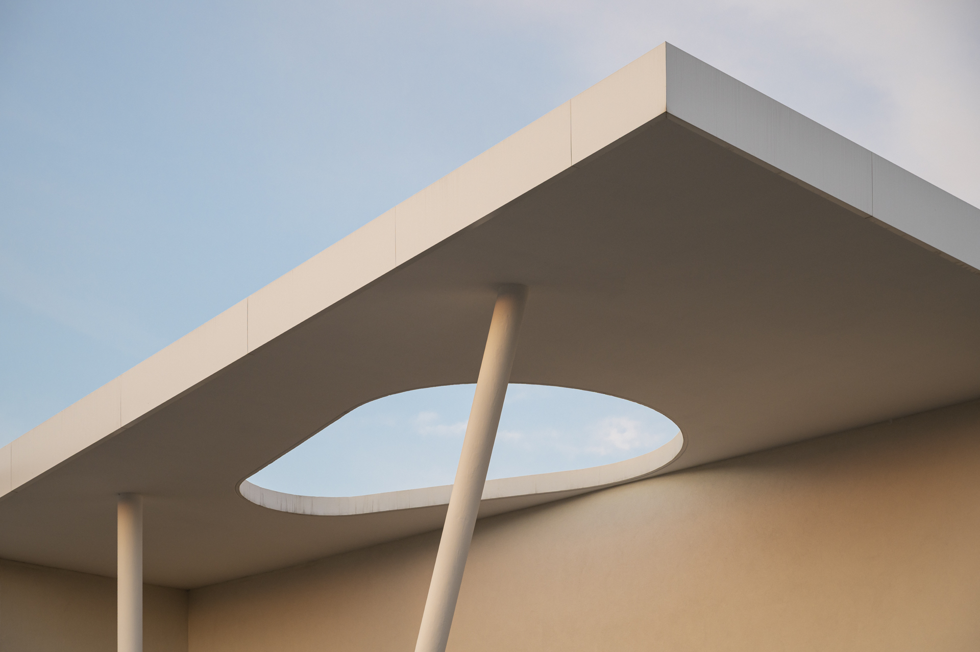 Nicolas Richard, photographie d'architecture du pôle gérontologique Paul Henri Chapuy à Vaulx-en-Velin