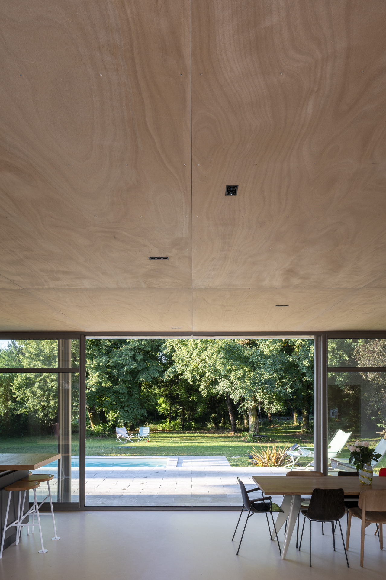 Nicolas Richard, photographie d'architecture d'une maison contemporaine à Gond-Pontouvre